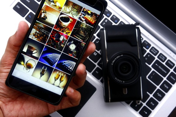 hidden photo gallery