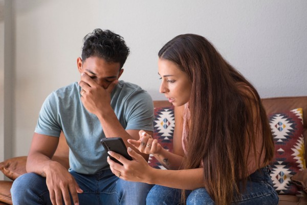 Spy on Your Boyfriend’s Instagram