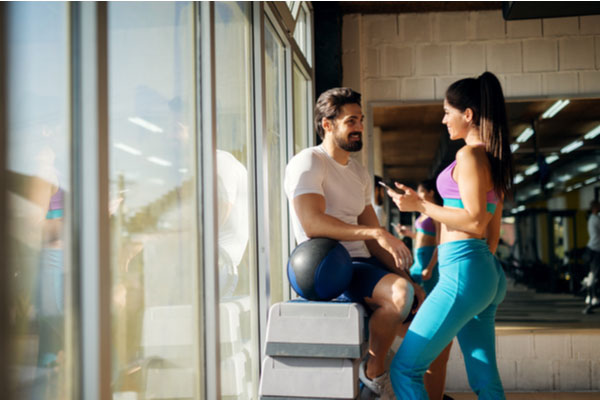 flirting in a gym